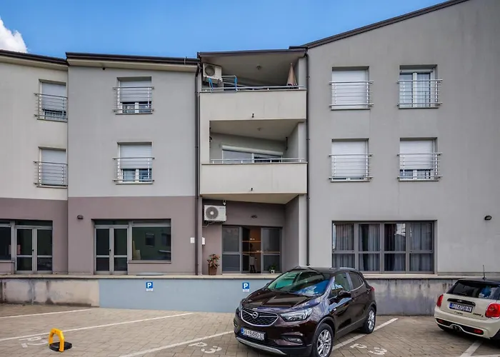 Terra 5 Deluxe On The Ground Floor With Private Parking *