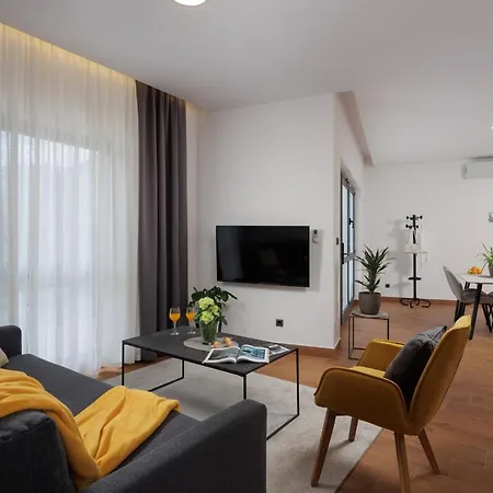 Terra 5 Deluxe On The Ground Floor With Private Parking * Fiume
