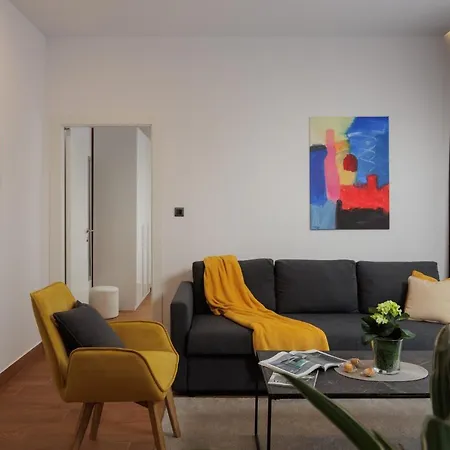 Terra 5 Deluxe Ground Floor Apartment With Private Parking Apartment